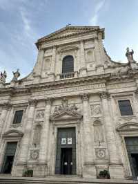 Strolling from Campo de’ Fiori to Ponte Sant’Angelo: A Roman Walk Through History & Charm 