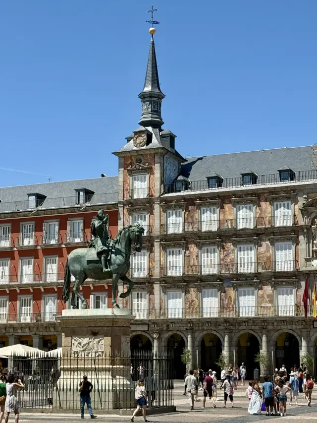 🇪🇸🌇 Madrid – Spain’s Soul in Motion