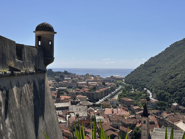 Day trip itinerary Genova-Finale Ligure and back