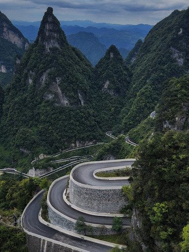 天国への999段：天門山のすべて✨🌄 | Trip.com 張家界