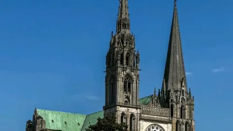 Chartres: The Perfect One-Day Trip from Paris. — traveler post in Chartres