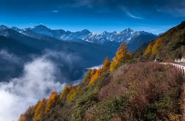 Recalling the autumn scenery of Balang Mountain
