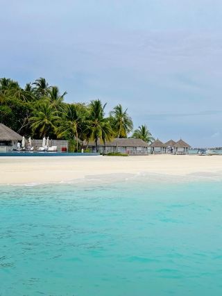 Vilasharu Island Resort in Maldives - A relaxing and comfortable vacation time