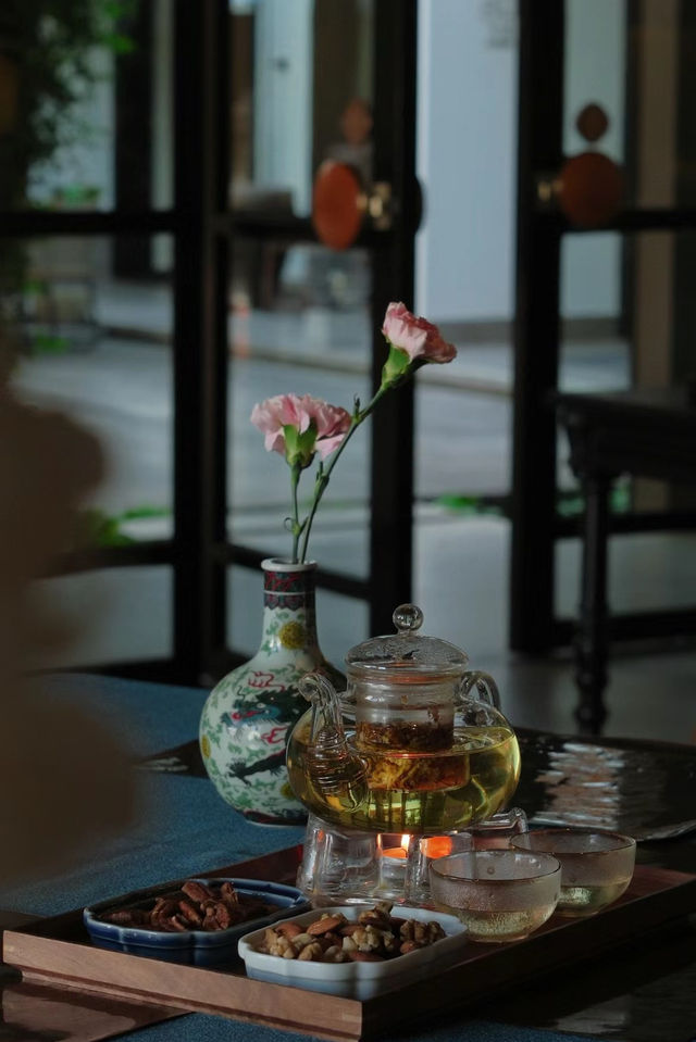 這抹藍紫色，你拍了嗎
