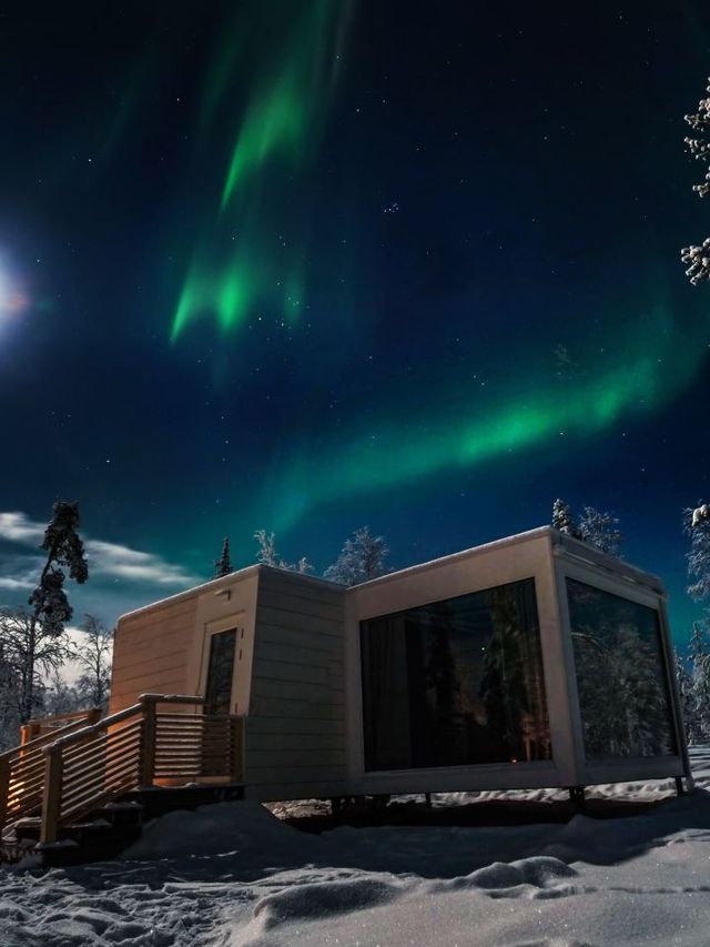 🌌✨ Lapland's Enchanted Northern Lights Ranch Getaway 🛌❄️