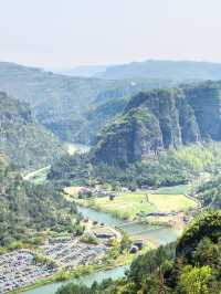 高鐵直達寶藏小城，登山露營峽谷雲海全都有！