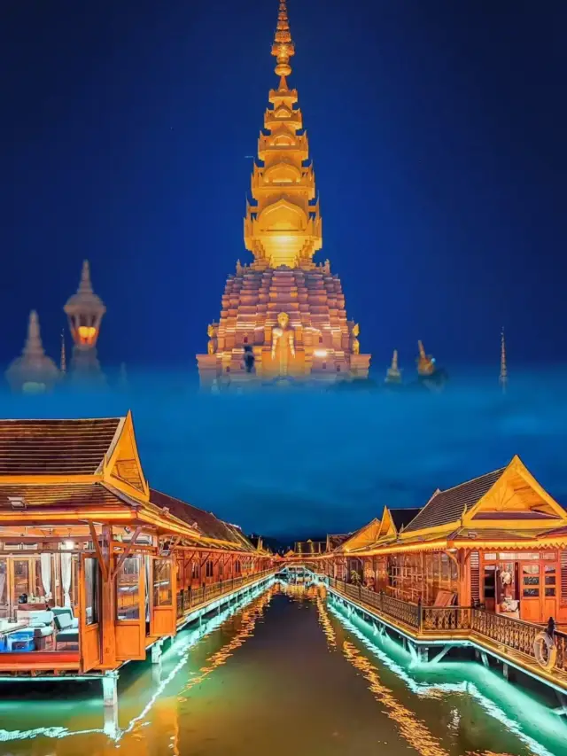 The stunningly beautiful night market in Xishuangbanna shines with incredible lights at night
