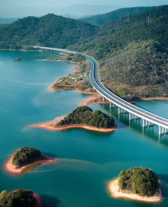 From Jiujiang to Lushan West Sea
