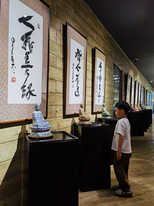 夏日避暑好去處｜在最文藝的購物中心遛娃看展