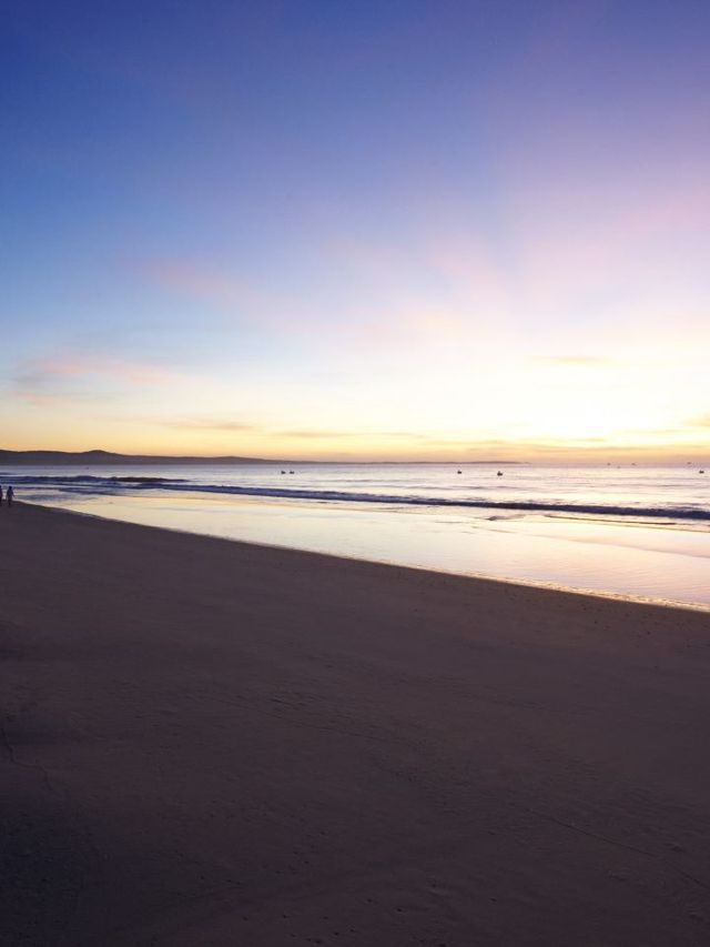 🌴🏖️ Mui Ne Marvels: Luxe Beachfront Bliss 🌅