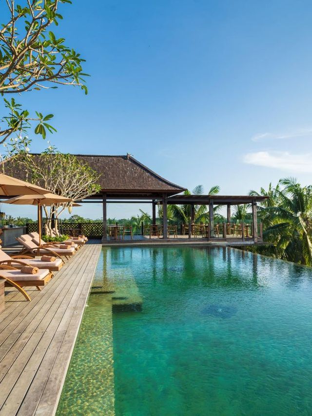🌴🛏️ Ubud's Hidden Gem: Adiwana Bisma 🌄🌿