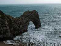 英格蘭侏羅紀海岸：獨特地質、壯麗景觀，全年適合徒步旅行和攝影