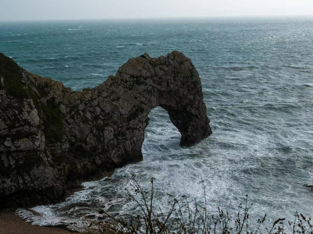 英格蘭侏羅紀海岸：獨特地質、壯麗景觀，全年適合徒步旅行和攝影
