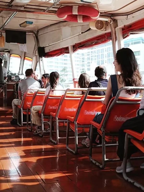 🚤 曼谷水上交通指南：小眾漫遊秘笈