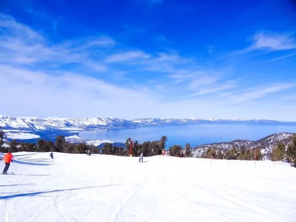 Experience the Best Lake Views at Heavenly Ski Resort in Lake Tahoe