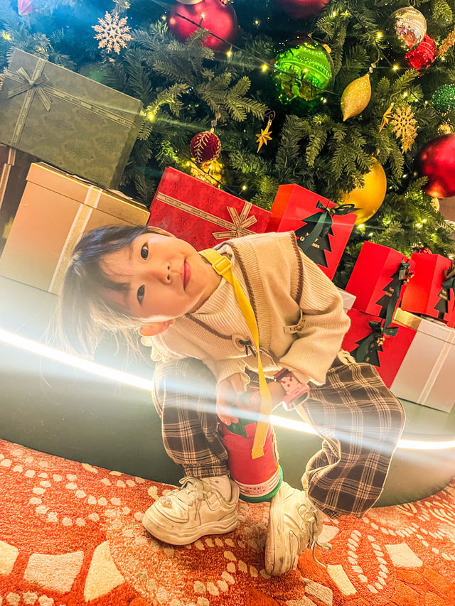 帶女兒來參加深馬，這家酒店聖誕氛圍太讚了