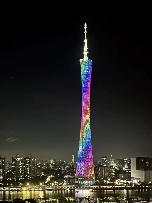 夜幕華燈，廣州塔畔的奢華歸屬——廣州富力麗思卡爾頓酒店