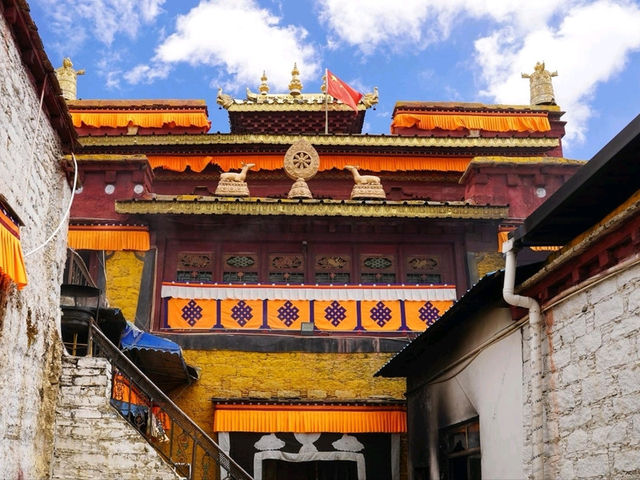 🙏 Visiting the Birthplace of the Seventh Dalai Lama in Litang: A Peaceful Encounter