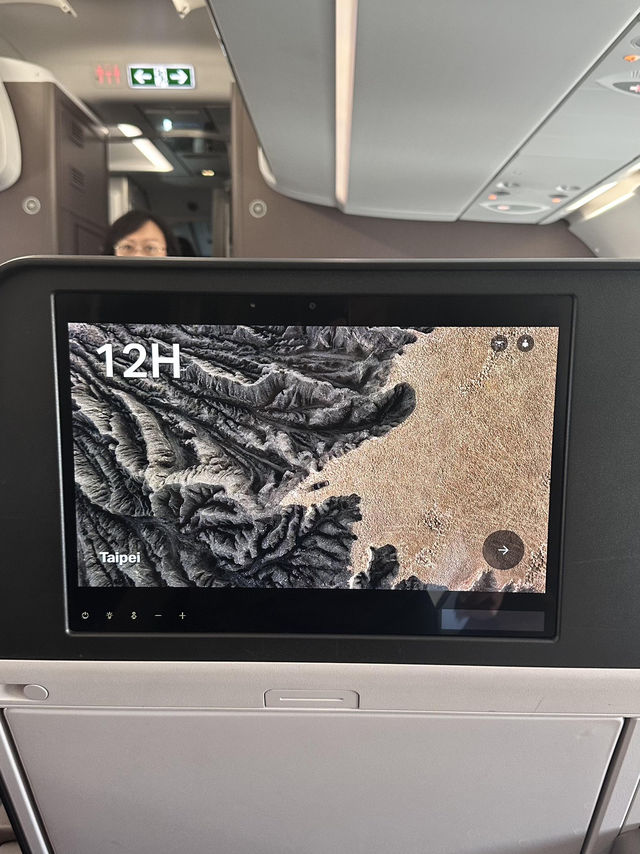 🇭🇰香港機場｜國泰商務艙+空中廊橋 驚喜滿滿