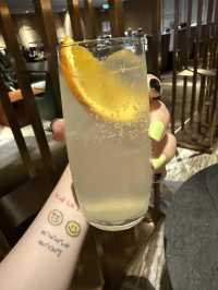 香港機場挖到寶！東航貴賓室暗藏驚喜✨ 