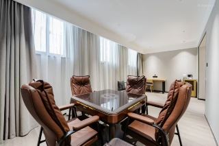 Traveling or on a business trip in Pingdingshan? Stay at Sunmei Hotel (Shimantan Avenue, Wugang City)