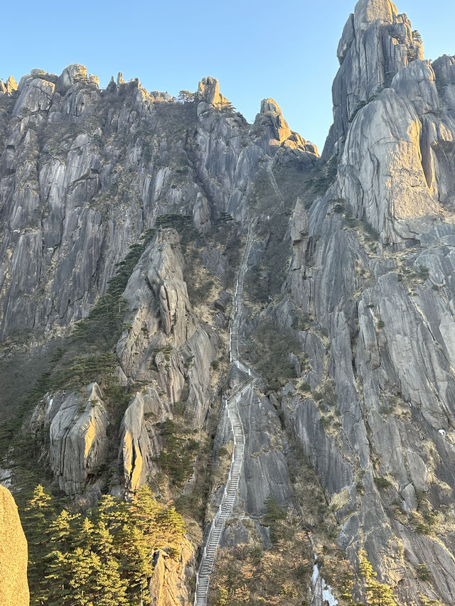 合肥啟程！西溪南黃山宏村太平湖五日遊。