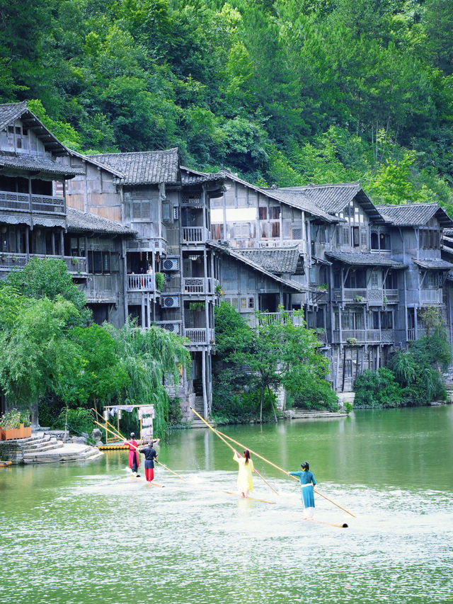 夏天去邊度玩好？一定係：烏江寨