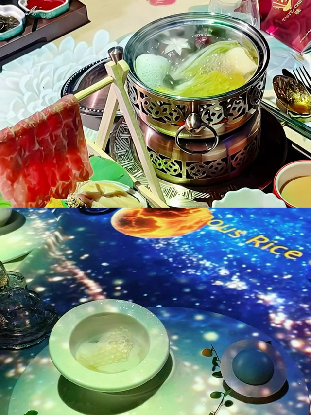 A Culinary Tour of China in One Shanghai Restaurant! 🍃