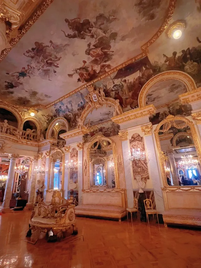 馬德里免費參觀參觀貴族侯爵奢華宮殿