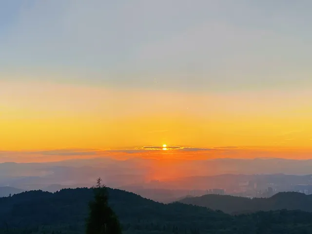 【昆明小眾秘境｜貓貓箐小黑龍觀景台】