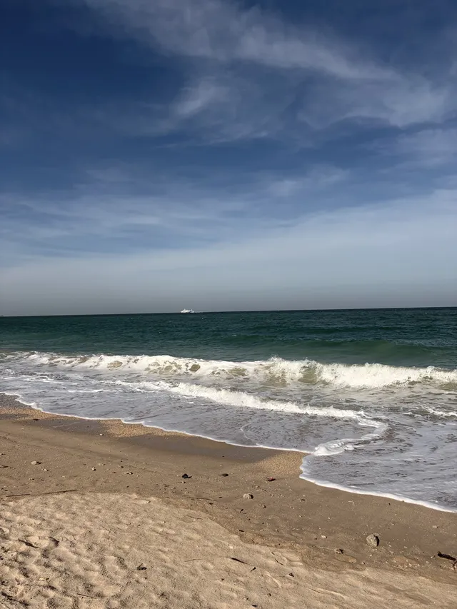 涠洲島|環島書店,就真的很chill 涠洲島|環島書店,就真的很chill