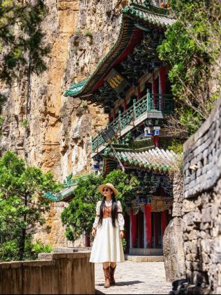 2H Direct from Shijiazhuang: A Must-Visit Spot for Labor Day