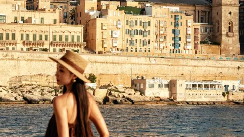 คู่มือการถ่ายภาพสตรีทสุดอลังการในมอลตา — traveler post in มอลตา