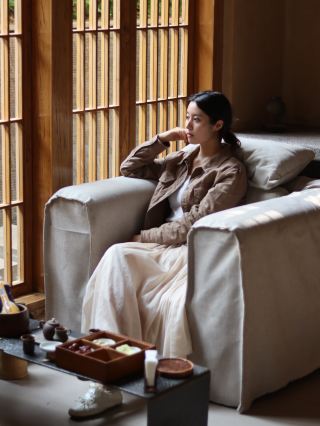 Instead of going to Kyoto, I stayed at Konggu Mountain House in Longquan Mountain, Chengdu.