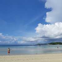 Weekend Beach Getaway with Cloud Display! 