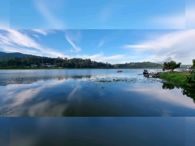 Boat Paddling on beautiful Lake Gregory 🇱🇰 