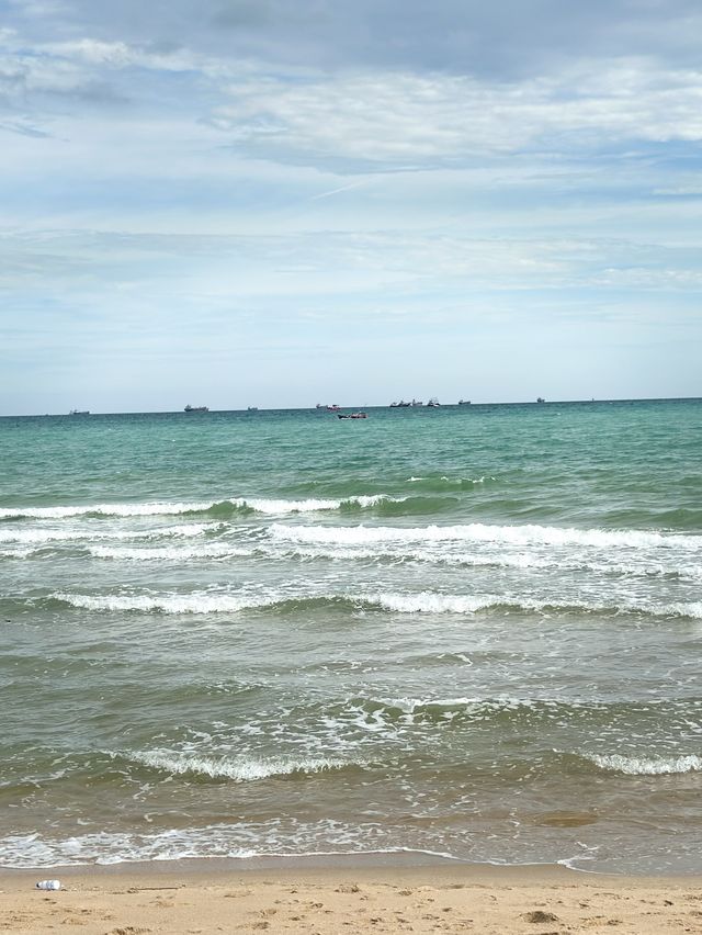 หาดแหลมเจริญ, ระยอง🌊🌿