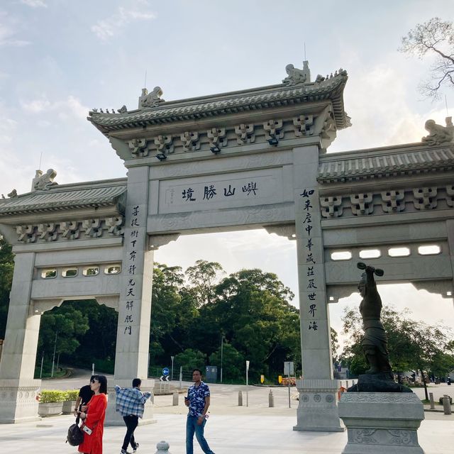 Tian Tan Buddha