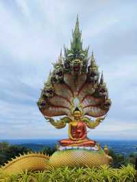 วัดถ้ำผาแด่น จ.สกลนคร