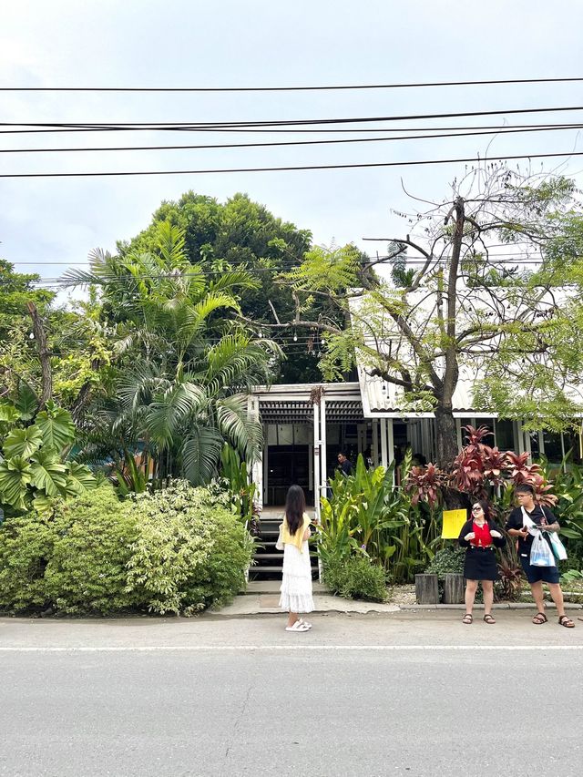 방콕에서 제일 예쁜 카페 버블인더포레스트