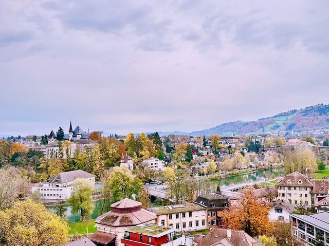 Discover beauty autumn falls in Schaffhausen