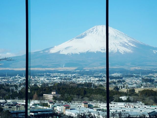 日本東京睇到富士山嘅酒店