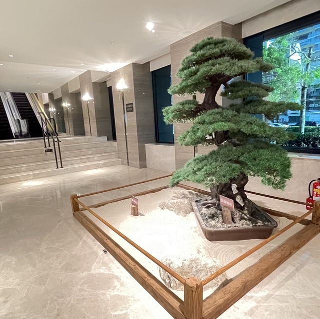 臺北萬華 艋舺大道摩天30層飯店  凱達大飯店
