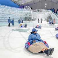Ice Magic ยกลานหิมะมาไว้ใจกลางกรุงเทพ 
