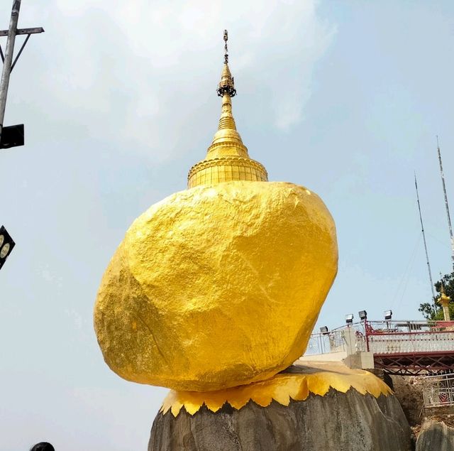 Golden Rock in Myanmar 
