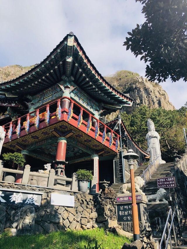 🇰🇷韓國濟州島📍 Sanbanggulsa Temple 산방굴사