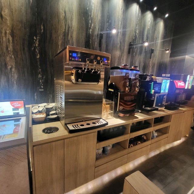 台中市政一店～築間。。服務特好