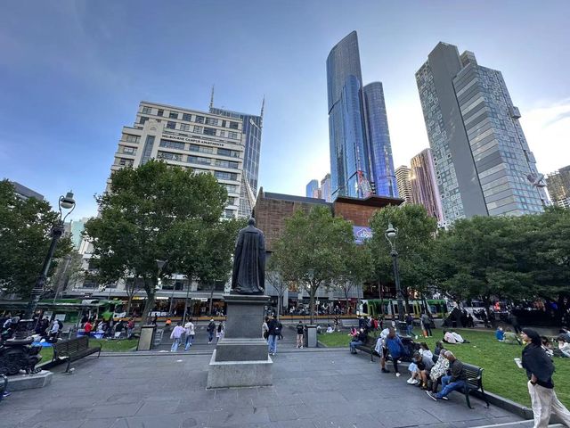 The majestic State Library of Victoria