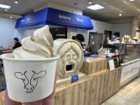 北海道・札幌。ソフトクリームに可否茶館のコーヒー使用『ジェラテリア ヴェリタ』