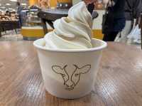 北海道・札幌。ソフトクリームに可否茶館のコーヒー使用『ジェラテリア ヴェリタ』